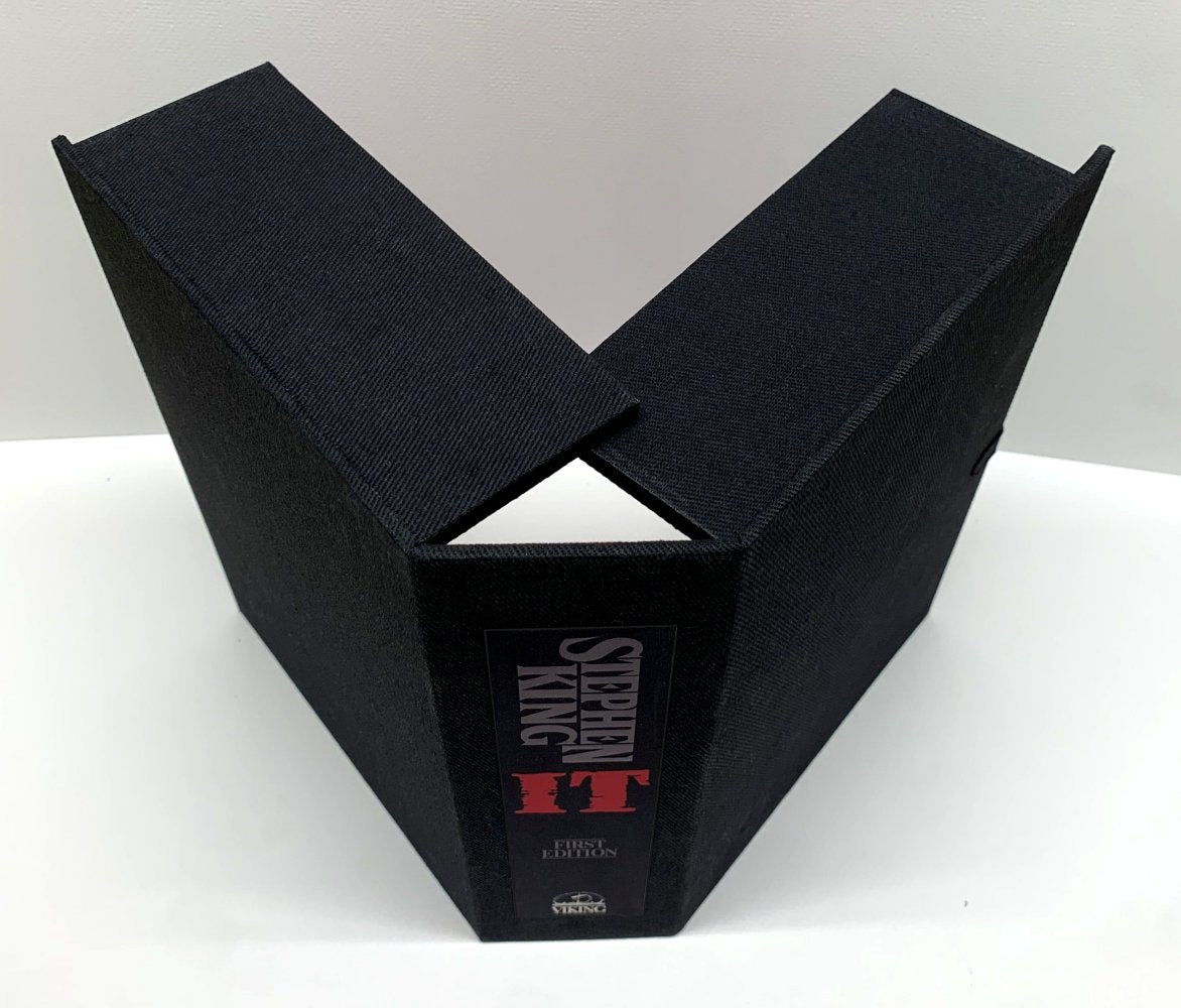 CUSTOM CLAMSHELL CASE for Stephen King - IT - 1st Edition / 1st Printing
