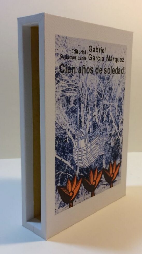 CUSTOM SLIPCASE for Gabriel Garcia Marquez - One Hundred Years Of Solitude - Spanish Language Softcover 1st / 1st